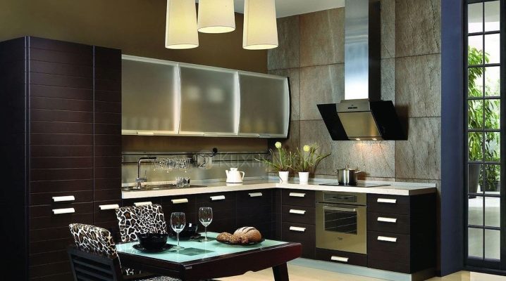  Welche Haube ist besser für die Küche?