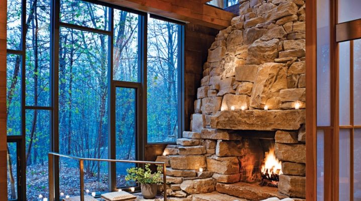  Cheminées en pierre naturelle