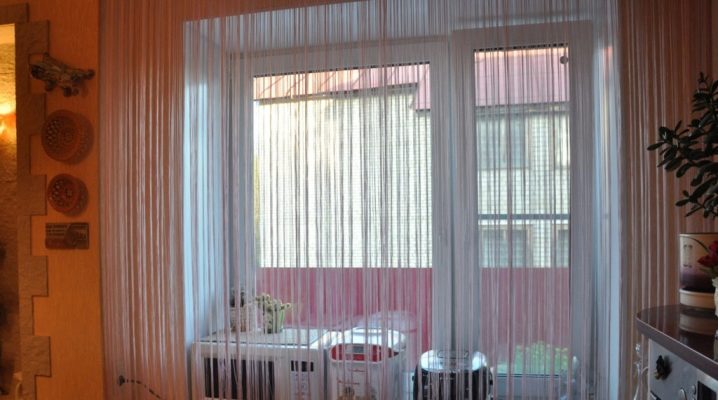  Rideaux de coton à la cuisine