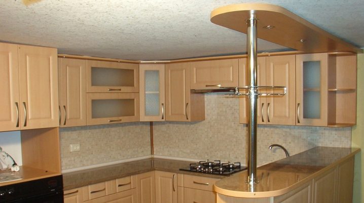  La taille du bar dans la cuisine