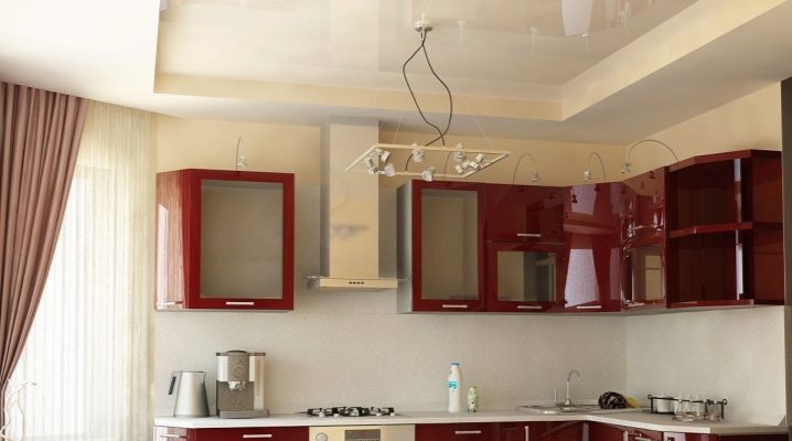  Faites-le vous-même au plafond dans la cuisine