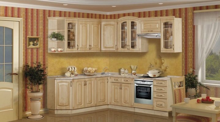  Meuble d'angle dans la cuisine