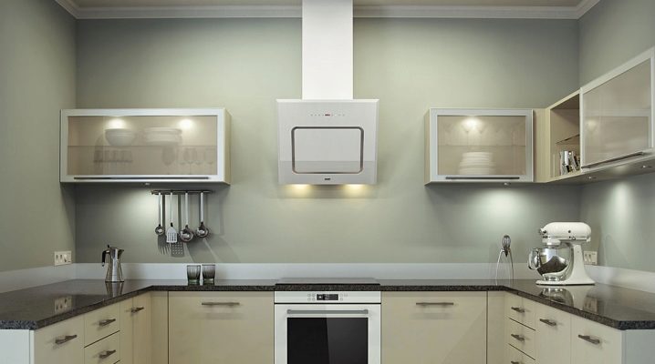  Installation du four dans la cuisine