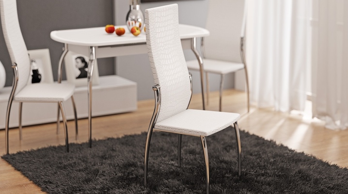  Lederstühle für die Küche