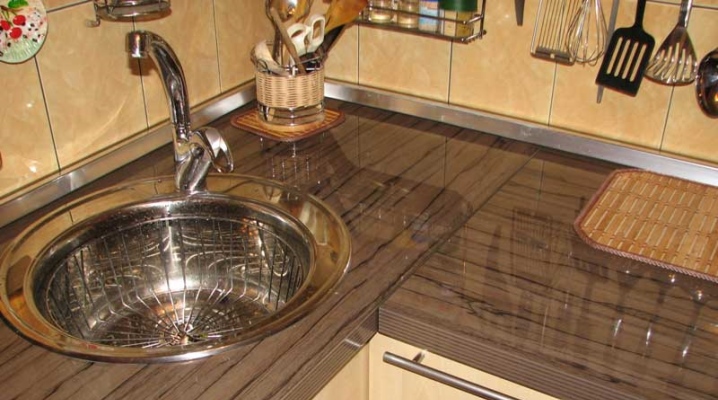  Matériel pour meubles de cuisine