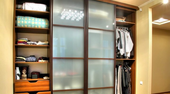  Remplir la garde-robe