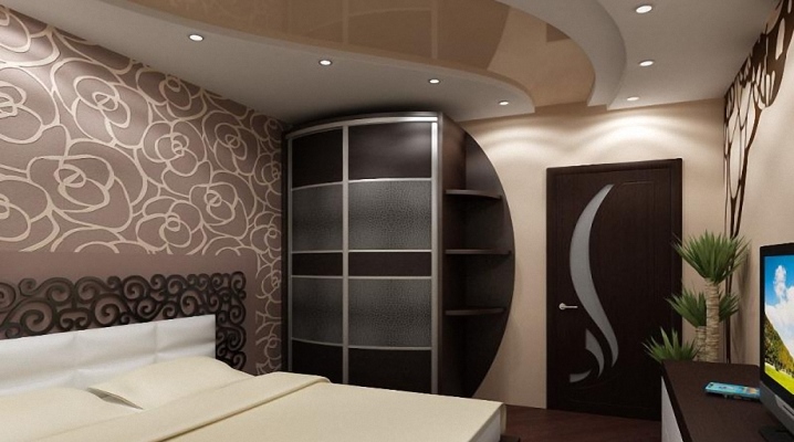  Plafond tendu ou penderie - ce qu'il faut installer en premier