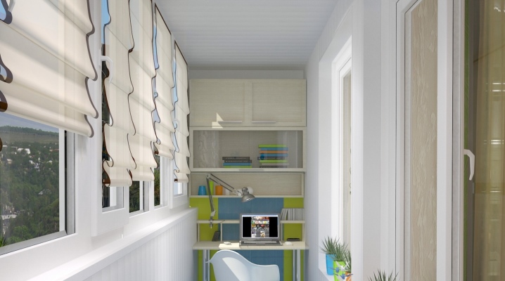  Finition de la loggia avec des panneaux en plastique