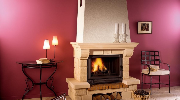  Foyer au feu avec leurs propres mains