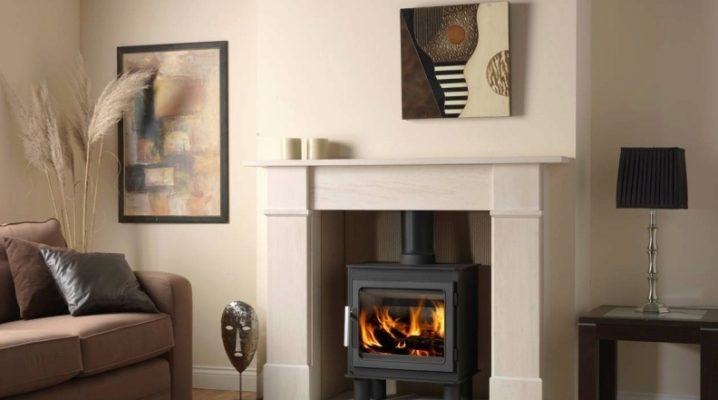  Poêles-cheminées: examen des modèles
