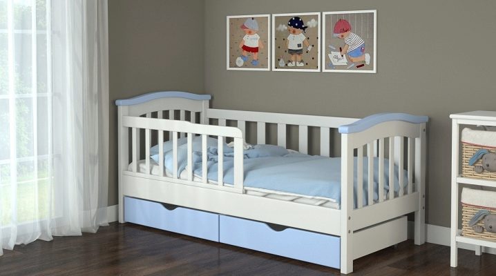  Teenage bed with sides