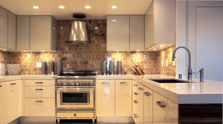  Hintergrundbeleuchtung für das Vorfeld in der Küche