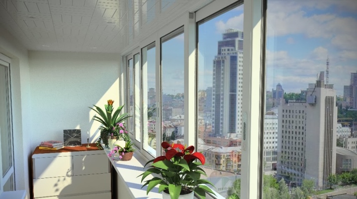  Fenêtres coulissantes sur le balcon