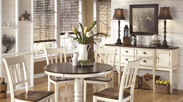  Table de cuisine sur une jambe