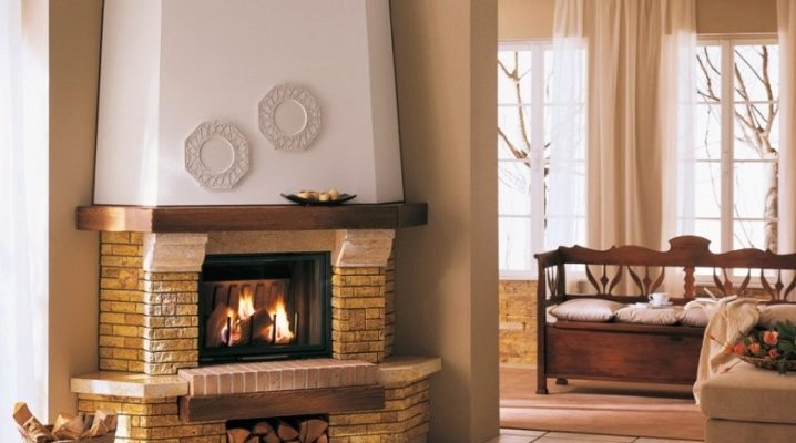  Cheminées d'angle en brique