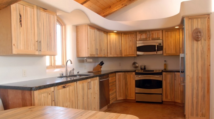  Cuisine de planches de meubles avec leurs propres mains