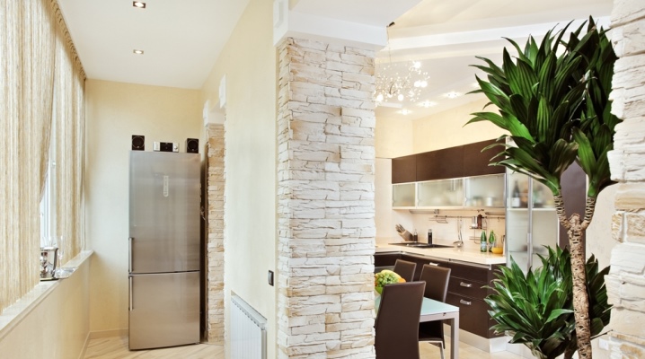  Kühlschrank auf dem Balkon