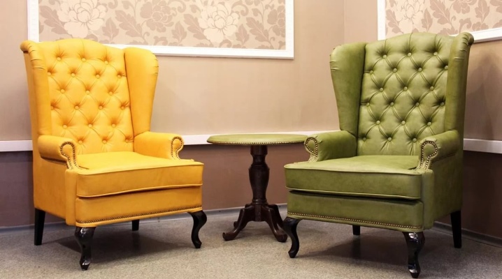  Sessel im englischen Stil