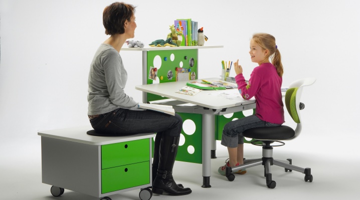  Chaise orthopédique pour l'étudiant