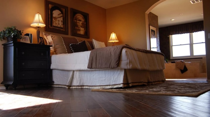  Floor in the bedroom