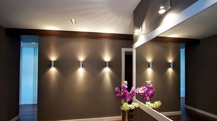  Comment placer les bras de lumière à l'intérieur?