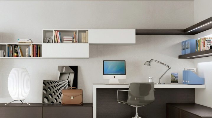  Tables d'ordinateur avec penderie