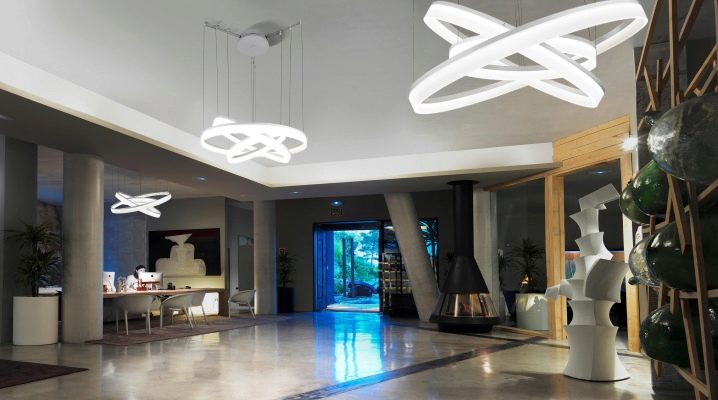  Kronleuchter aus Spanien