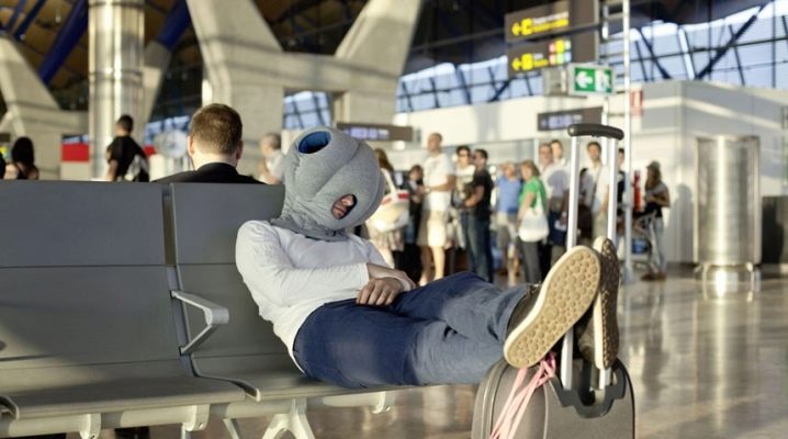  Ostrich pillows