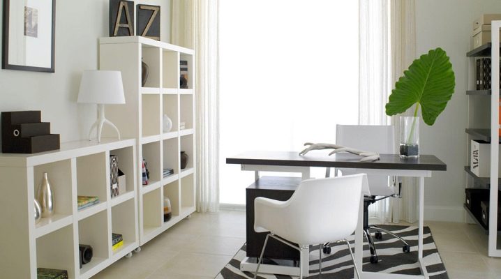  Rayonnage sans paroi arrière pour la maison