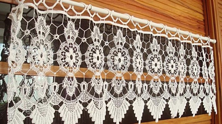  Rideaux tricotés à l'intérieur