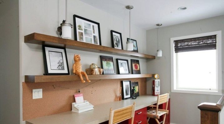  Was sollte die Tischplatte für einen Schreibtisch sein?