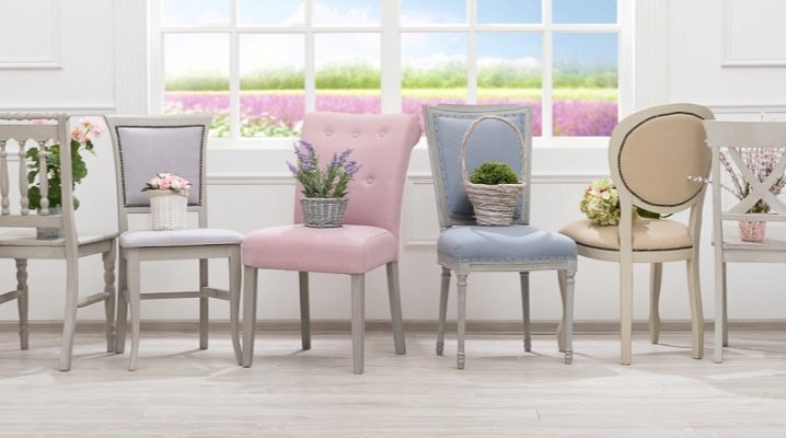  Chaises de style provençal