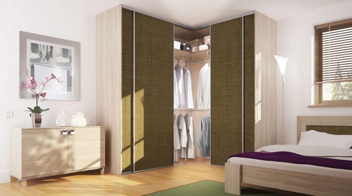  Les armoires de coin le font vous-même