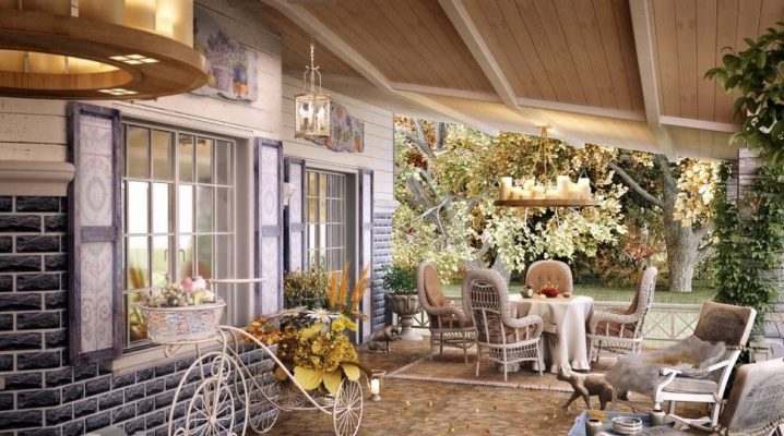 La Provence française à l'intérieur d'une maison de campagne