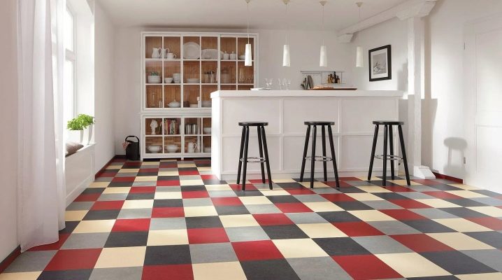  Substrate under linoleum on concrete floor