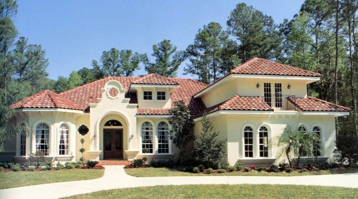 Modèles de maison de style méditerranéen