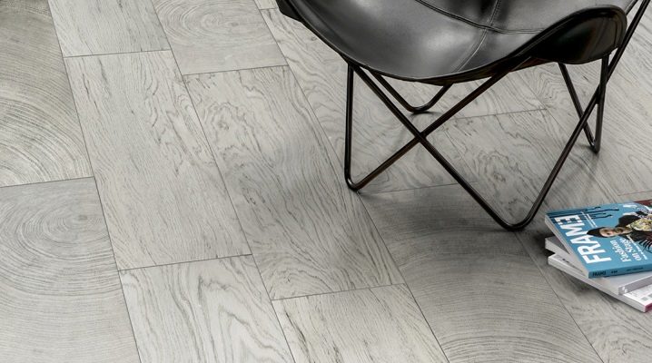  Pose de carreaux de céramique sous le stratifié: le pour et le contre