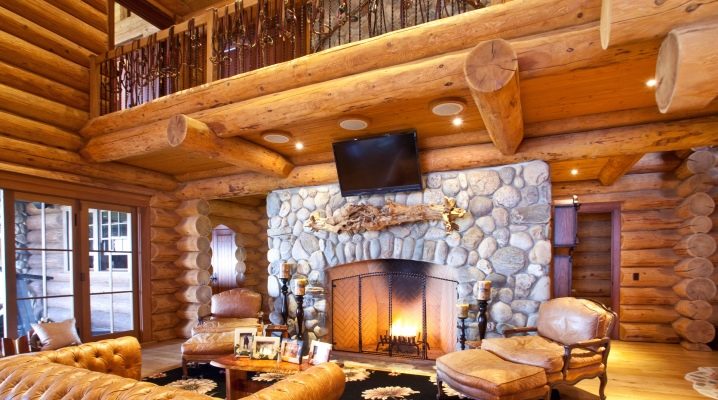  How to make the floors in a wooden house?