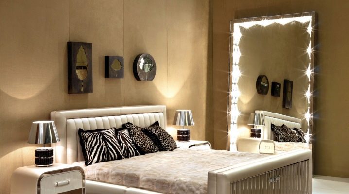  Comment faire un miroir avec des lumières avec vos propres mains?