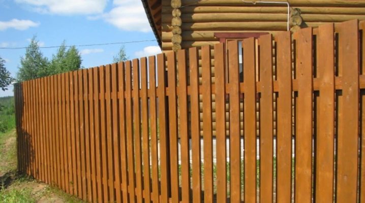 The subtleties of choosing a board for the fence