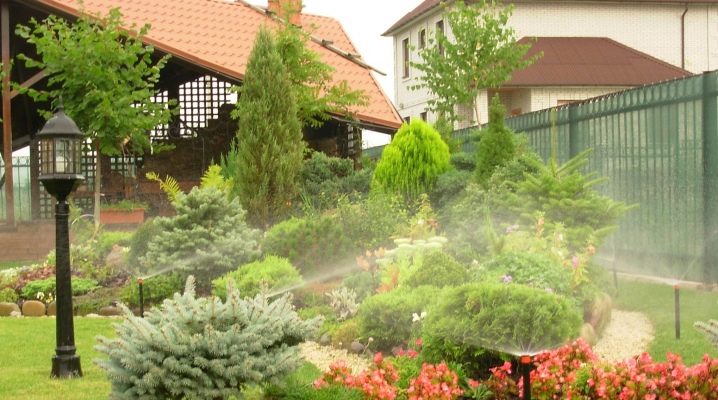  Vertical layout of the site: subtleties and features