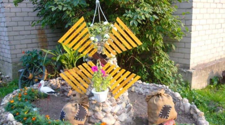  Choosing garden figures to give