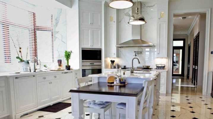  Glossy floor tiles in the interior of the house and apartment