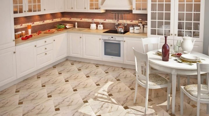  Carreaux de sol Keramin: avantages et inconvénients