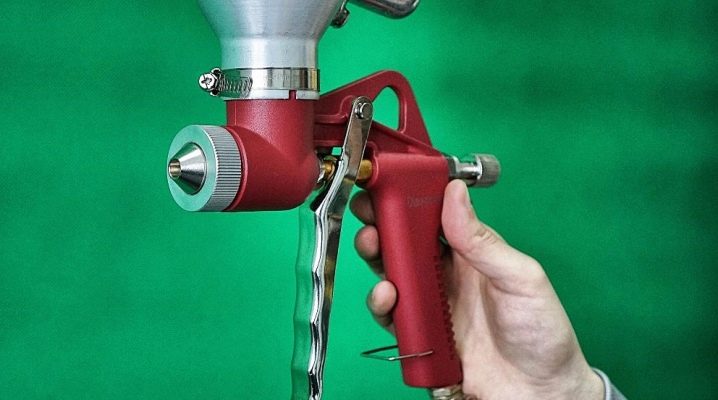  Caractéristiques de l'utilisation d'un pistolet pistolet pour le plâtre