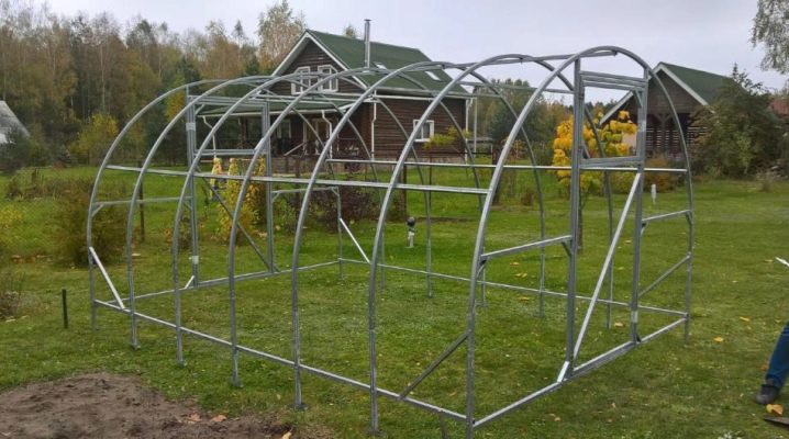  Cadre de serre: le choix du matériau et des caractéristiques de fabrication