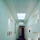  Plafond design dans le couloir