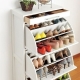  Cabinet pour les chaussures dans le couloir